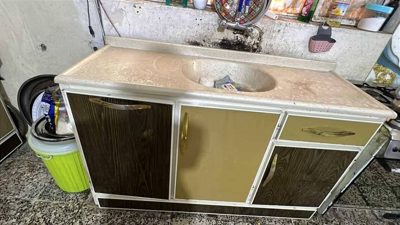 كاونتر نظيف 3 قطع مو سوگي السعر 500 وبي مجال
الزعفرانيه


**إذا كنت صاحب هذا الإعلان وتريد حذفه لأي سبب، رجاءا أرسل رسالة إلى الدعم الفني**