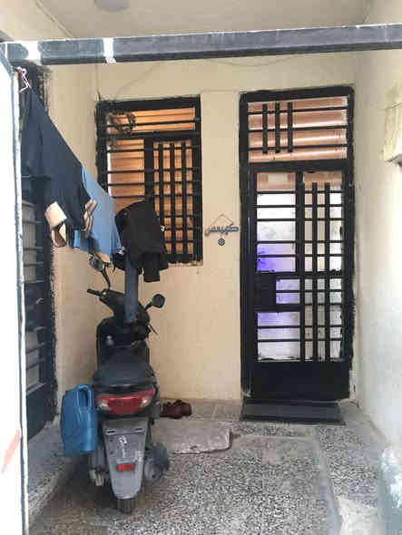 السلام عليكم بيت مساحة ٥٤ متر طابقين بناء حديث شهداء البياع سوك رضا قريب عل شارع العام زراعي سند١١٧ تفاصيل البيت لاستفسار اتصل ***********
