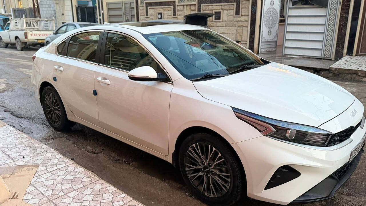 مكفولة من الضربة القوية فقط بيها بارد شبر  ومكان واحد حار
‏‎المواصفات ✅
‏‎محرك 2000 ✈️✈️✈️
‏‎سلايد رووف 
‏‎داخل مدوشم جديد 
‏‎تحكم ستيرن جهتين 
‏‎تبريد امامي خلفي 
‏‎شاشة 📺 بلادي كبيرة 
‏‎كاميرا 🎥 خلفية 
‏‎حساس خلفي 
‏‎ويل كب كروم 
‏‎لد امامي 
‏‎كشاف ضباب خلفي 
‏‎أواكس بلوتوث 
‏‎كروز سرعة 
‏‎أشاير مري 
‏‎مري شفط 
                                                                         GBs
‏‎للاتصال ***********
