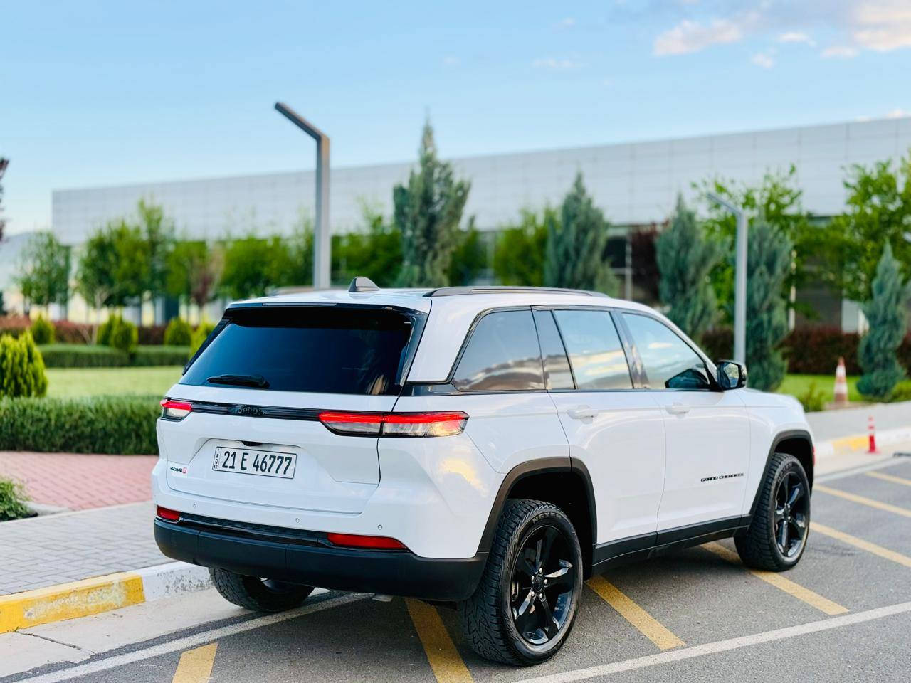 جيب كراند جيروكي ٢٠٢٣ موصفات التوید 

***********
‎شكل جديد فول فول مواصفات فورويل ٤+٤
‎سيارة جديدة جدا ماشية25000  ألف کیلۆمتر فقط 
‎ ،.فول مواصفات  سلايت ،.شاشة  ،.لمس ،.كاميرا 
‎،.حاسة ،.رادارات ،.كشن قماش ،.كشن كاراباي ،.بصمة 
‎تشغيل عن بعد محرك ٦ سلندر تحكمات ستيرن،،. 
‎بلتوس اوكس ،.كار بلي ،.أوتو ستوب للتحذيرات 
‎تبيرد مركزي ،.تحديد سرعة ،.كشن هيتر و 
کلشی جدید من تارات و زجاجات بیلادی باقی مکفوله کفاله عامه
سعر ٣٦٥ $ بغداد, العراق
