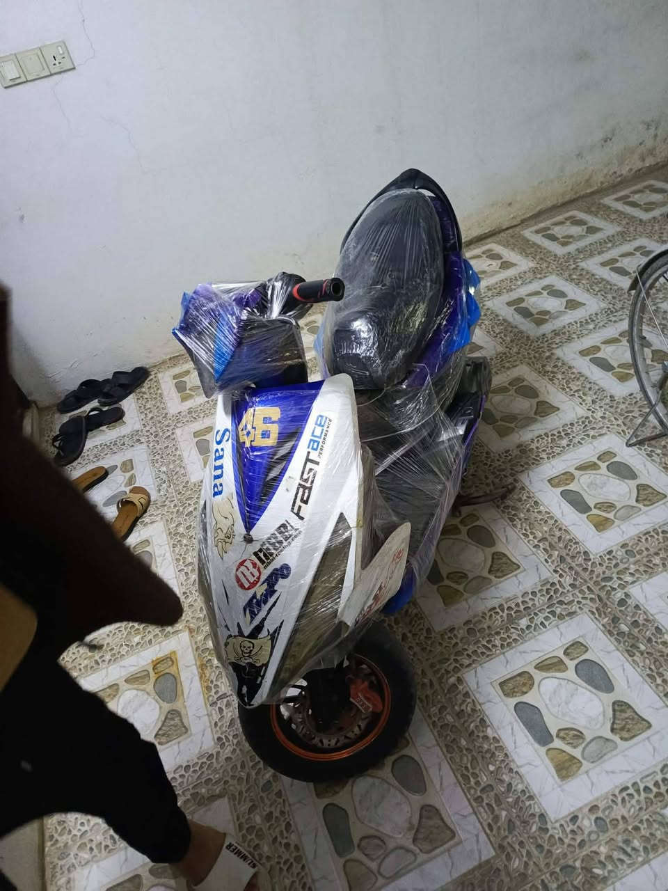 السلام عليكم  عندي ماطور ماكس للبيع سعر 250 بي مجال قليل مكاني حي العسكري يم جامع  *********** رقم الهاتف
