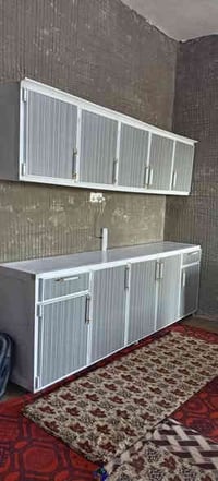 كاونتر للبيع جديد مستعمل شي قليل سعر 275وبي مجال الاتصال 07836223239