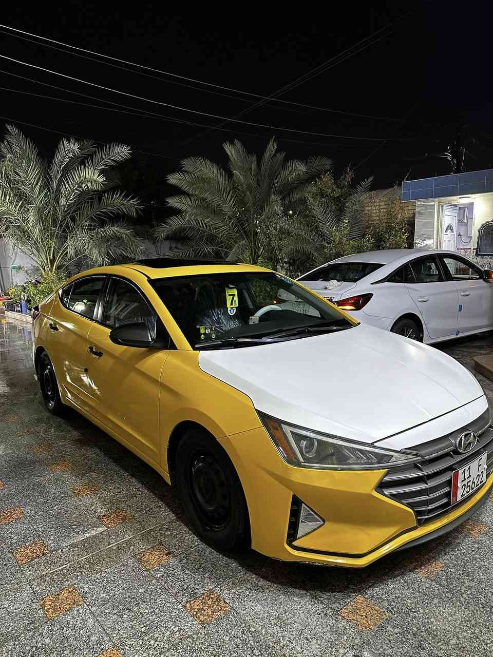 سلام عليكم
هونداي النترا ٢٠٢٠ فول موصفات
ليبل واحد لا تبخير ولا تنقيص
كير AT
محرك دوش ٢٠٠٠
فتحه +شاشه
بصمه وبصمه بوب
ردارات
تحكم ستيرين جهتين
نقطه عمياء بل مري
تدفئه تبريد كله شغال 
كامره خلفيه
سياره جاهزه من كل النواحي شغل واطلع
رقم باسمي تحويل ثاني يوم 
مكان السياره بغداد مدينة الصدر
السعر 144$
***********
