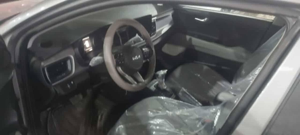 السلام عليكم كيا ريو موديل 23 مرقمة رقمها مثنى كامرة خلفية بصمه السيارة مكينه 1600 سيارة كلش حلوة ونظيفة السعر 105وبيها مجال بسيط الخاص مفتوح وارد امريكي معوقين


**إذا كنت صاحب هذا الإعلان وتريد حذفه لأي سبب، رجاءا أرسل رسالة إلى الدعم الفني**