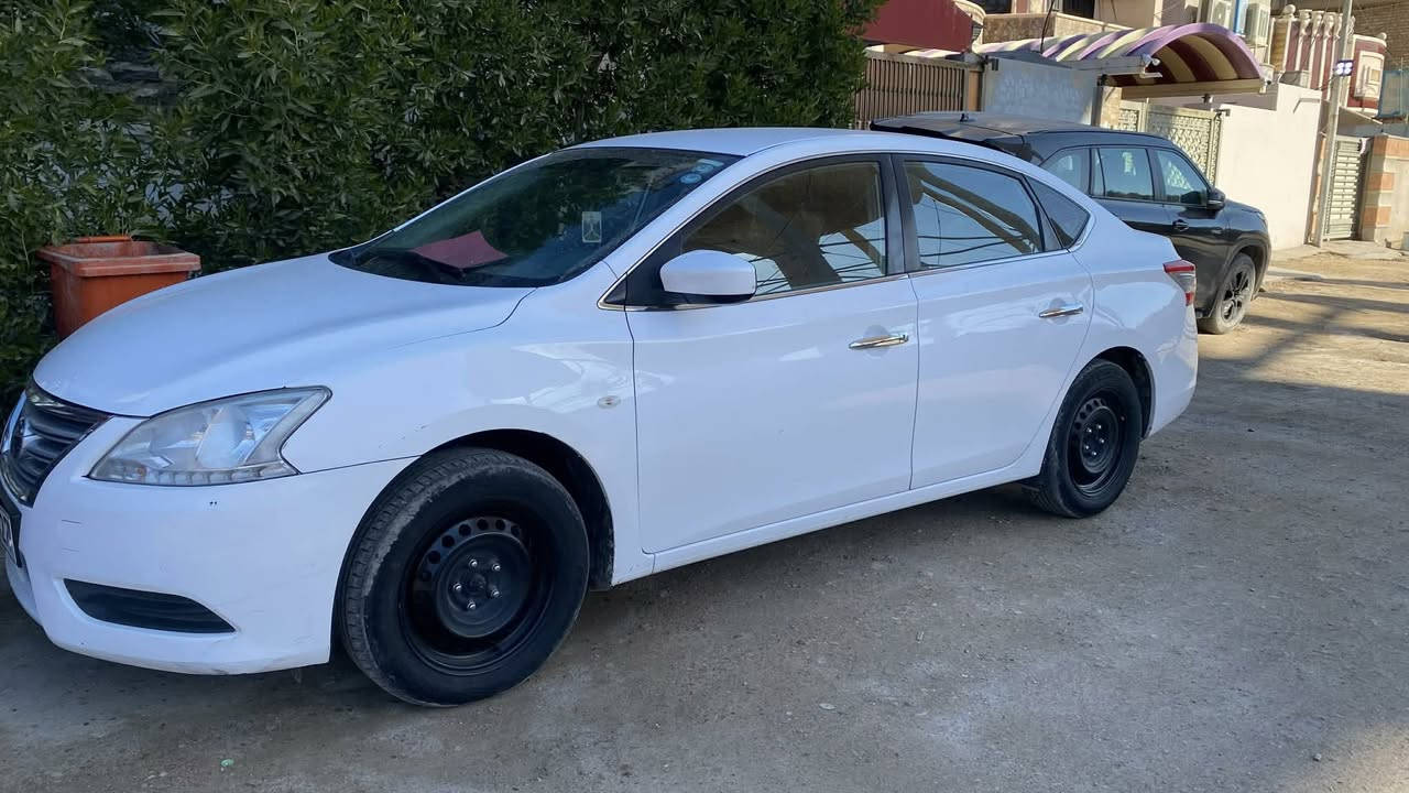 السلام عليكم للبيع نيسان سنترا خليجي موديل 2016 بيه قطعتين صبغ جاملغ وباب خلفي بدون دواخل رقم تحويل مباشر مكان الانبار الفلوجه 
السعر 105 وبيه مجال 
للاستفسار الاتصال على رقم 
***********
