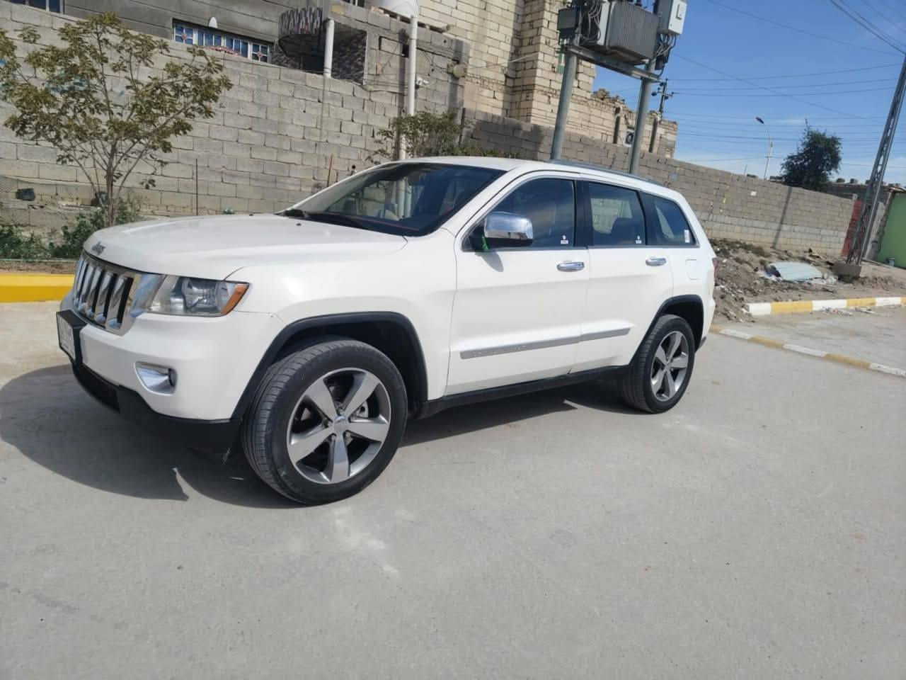 السَلٱمٌ عـَلـْيگمّ-ۈرحـْمّـٌة ٱللـّہ ﯙبُرگـّاتہ
جيب الاريدو 2011
رقم كربلاء تحويل مباشر
سياره جاهز م̷ـــِْن كلشي
 كير مكينه 
تخم تاير
حدادية
سونار موجود بل منشور
سعر 150 وبيه مجال
ذي قار _ الشطره ***********
ترهم مراوس جارجر
