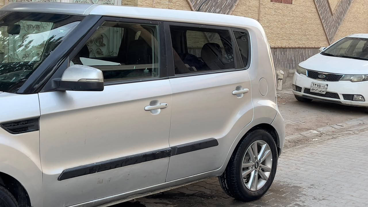 موديل 12
رقم نكليزي
محرك 200 دوش
بيه قطعتين صبغ
السعر 103 وبيه مجال 
***********
مكاني النجف الأشرف
