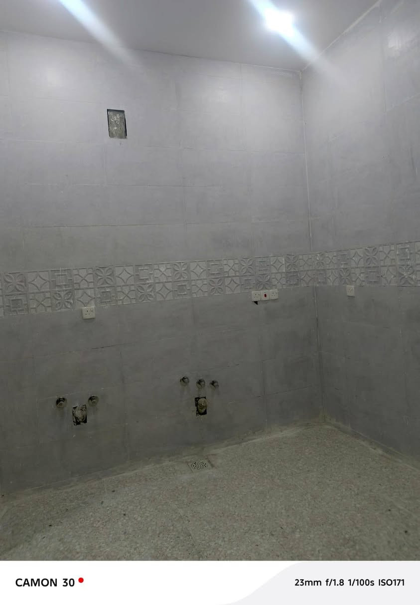 بسم الله الرحمن الرحيم
🚨دار للايجار🚨
الصور المعروضه  اله  
بيت طابق ارضي
مساحته ١٢٧  متر  
يحتوي على طرمه خدمات خارجيه
البيت مدخلين  صاله مطبخ خدمات غرفتين نوم منور  
البيت زيرو حديث
موقعه المشتل الزيدي

طابق ثاني اللايجار
مساحه ١٢٧  
يحتوي على صاله مطبخ خدمات غرفتين نوم سطح
بناء حديث زيرو
موقعه المشتل الزيدي

طابق ثاني ايجار
الموقع الرئاسة قرب المركز الشامي 
يحتوي على صاله مطبخ خدمات غرفه نوم

دار للايجار
مساحه  ٧٥  متر  يحتوي على ٣نوم  صاله مطبخ خدمات منور  حولي طابقين جديد  
موقعه المشتل خمس بيوت  

دار للايجار مساحه ١٥٠ متر يحتوي على ٣غرف نوم صاله مطبخ خدمات
الموقع المشتل المربع الذهبي

دار للايجار مساحه ١٠٠يحتوي على ٣غرف نوم صاله مطبخ خدمات منور  موقعه المشتل شارع الخبازات 

طابق ثاني يحتوي على غرفتين نوم صاله مطبخ
موقعه المشتل المربع الذهبي

مشتمل طابق ثاني مساحه 100يحتوي على غرفتين نوم صاله مطبخ خدمات بلكونه 

للاستفسار الاتصال وتساب ***********
