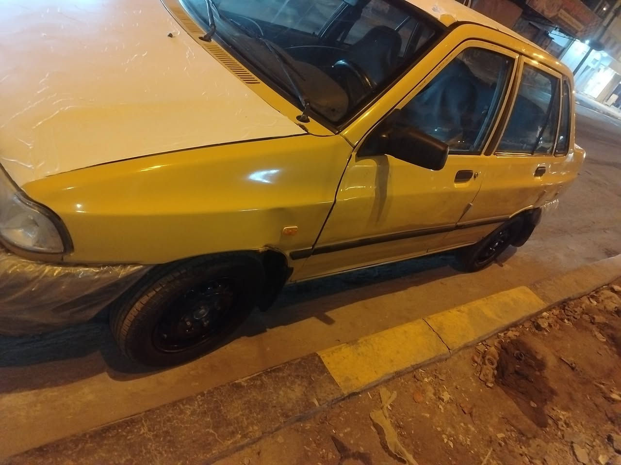 يالله السلام عليكم سايبا للبيع موديل ١٥ جاهزه مصفره تحويل مباشر السعر ٣٠ وبيه مجال الاتصال على الرقم *********** أو *********** مكان بغداد التاجي ابو عضام كير مكينه جدد شواصي بيهن تعمير قليل درجه لاولى تخم تاير جاملغات اماميه تبديل بدون ضرر سياره عليه ادامه كامله متعوب عليه
