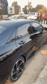 النترا n line موديل 23 
رقم بغداد معوقين 
حادثها جاملغ ايمن مبدل وبنيد راجع بارد وبيها ضربة بباب خلف السائق راجع بارد وبيها حار مكحل بدون صبغ  
1600 تيربو 
ماشية 59 الف كيلو متر 
مواصفاتها 3 سرعات كشتات حضن مخمل وجلد كشنات امامية تدفئة كشن سائق كهرباء حساسات اماني خلفي نفطة عمياء تشغيل عن بعد 
سعرها 160 بيها مجال 
صدر جديد 
تخم تاير جديد 
رقمي *********** واتساب 
المعوق من أهالي بغداد ابو غريب يسوي وكالة بيع وشراء 
الوكالة عليه والغرامات تخصم من السعر
