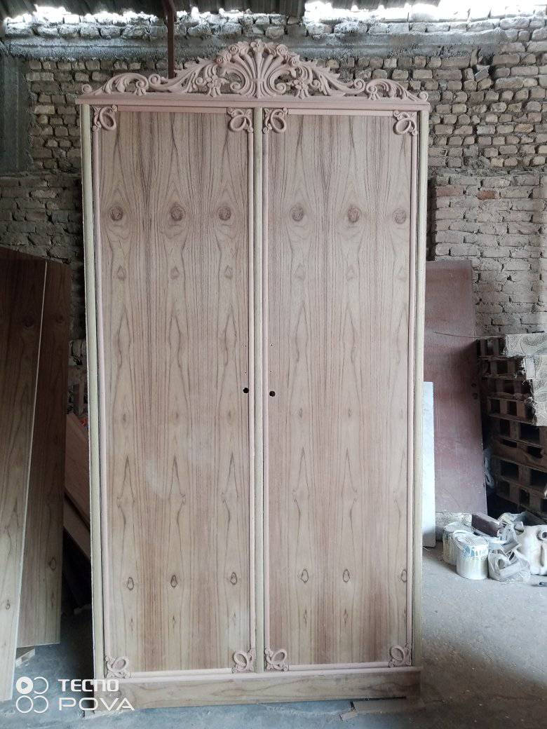 يسعد الله مسائكم 
تم توفير. كناتير  بابين جديد تسكام 
داخل ورشة ونجارة الكرم 
#كنتور بابين منفصل بابين ب350
#كنتور بابين ب300 
شغل صاج 5 مليم اطار جاوي 
عنوان السدة الهندية 
***********
