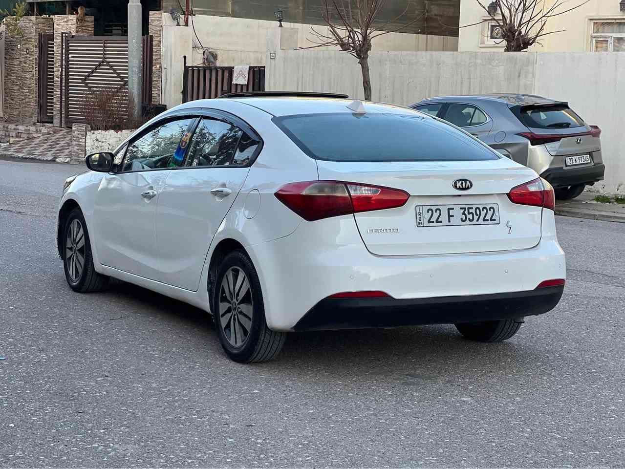 ***********
***********
كيا سيراتو موديل 2014 سيارة  رقم سنوي كلها جديد سيارة بسمي تريد تحويل او وكالة نفصل يوم كير محرك صدر كلها بشرط مكفول كفالة جوة سوق بلاش بلاشششش فقط 89$😱 مكان باربيل Singapore
