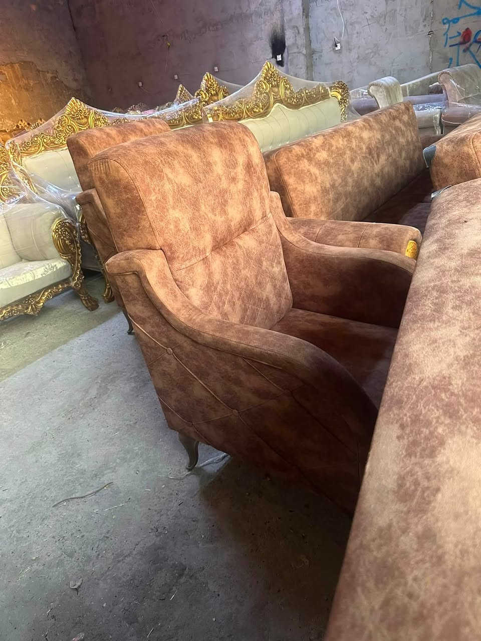 غراض كلة اخو الجديد 
ملكي ابيض مستخدم شهر ب٦٠٠ قفل 
ملكي كريمي مستخدم شهر ب٦٥٠ قفل 
ملكي وردي ب٥٠٠ 
ملكي جوزي ب٥٥٠ قفل 
تركي جوزي سرير ومخزن ب٤٥٠ قفل 
تركي زيتوني سرير ومخزن ب٤٥٠ قفل 
غراض مستخدم شهر تاخذة فول بشرط ويرهم مرارس وشعندك اشتري وتوصيل مجاني داخل كركوك تواصل واتساب فقط ***********

