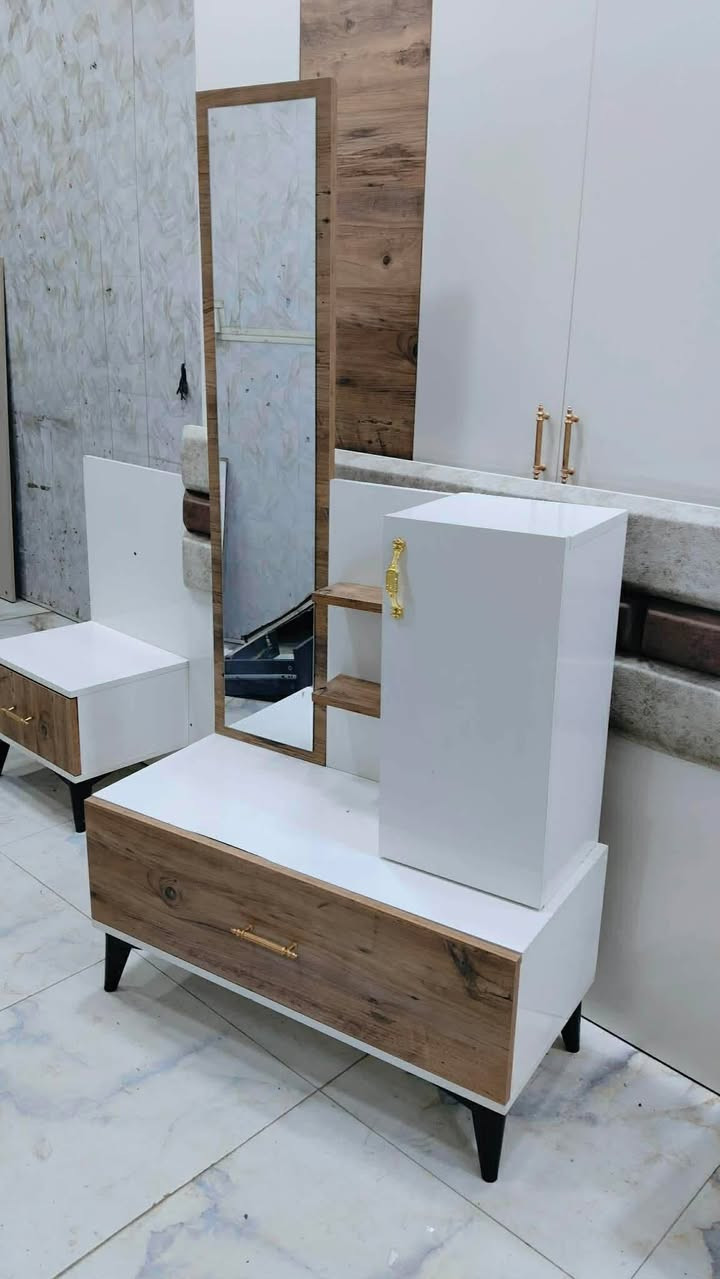 غرفة تركي 5 قطع
نظافة 95%
سعرها 450 قفل
التوصيل والشد داخل بغداد مجاناً
يوجد توصيل محافظات بكروة
للحجز والاستفسار خاص او واتساب
***********
