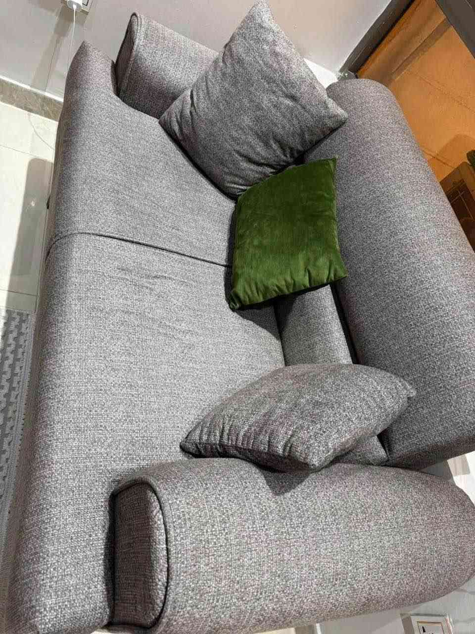 مرحبا تخم 7 مقاعد للبيع مامستخدم هواي ودنبيعه لان بيتنا صغير مصار اشهر قليله من مشترينه سعر 250 الف نهايته مكانا بغداد التاجيات بغداد, العراق


**إذا كنت صاحب هذا الإعلان وتريد حذفه لأي سبب، رجاءا أرسل رسالة إلى الدعم الفني**