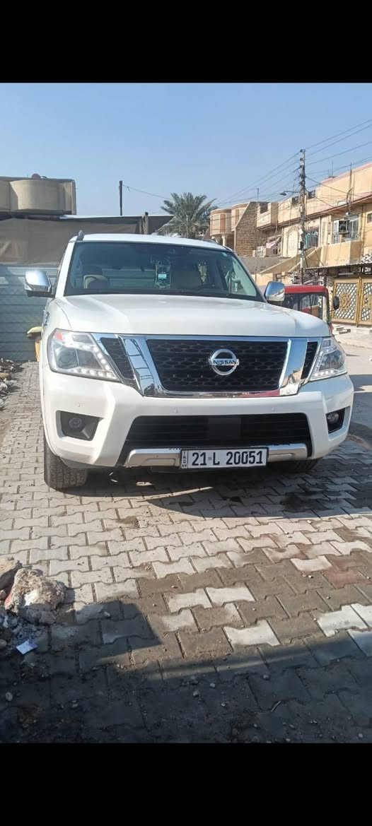 سلام عليكم نيسان ارمادة بلاتنيوم  موديل 18 مكينه 8 سلندر المرغوب رقم سليمانية مميز وارد امريكي حادثه شبر بصندوك فقط والباقي كفالة السيارة فول اوتوماتيك كشنات في أي بي تبريد 3 قطع ويل حجم 20. كشنات جلد كامرات حساسات فول فول مواصفات وفول اوتوماتيك سيارة خير من الله السعر 240 وبيها مجال العنوان بغداد الحسينيه مال راشديه للاستفسار الاتصال ***********
