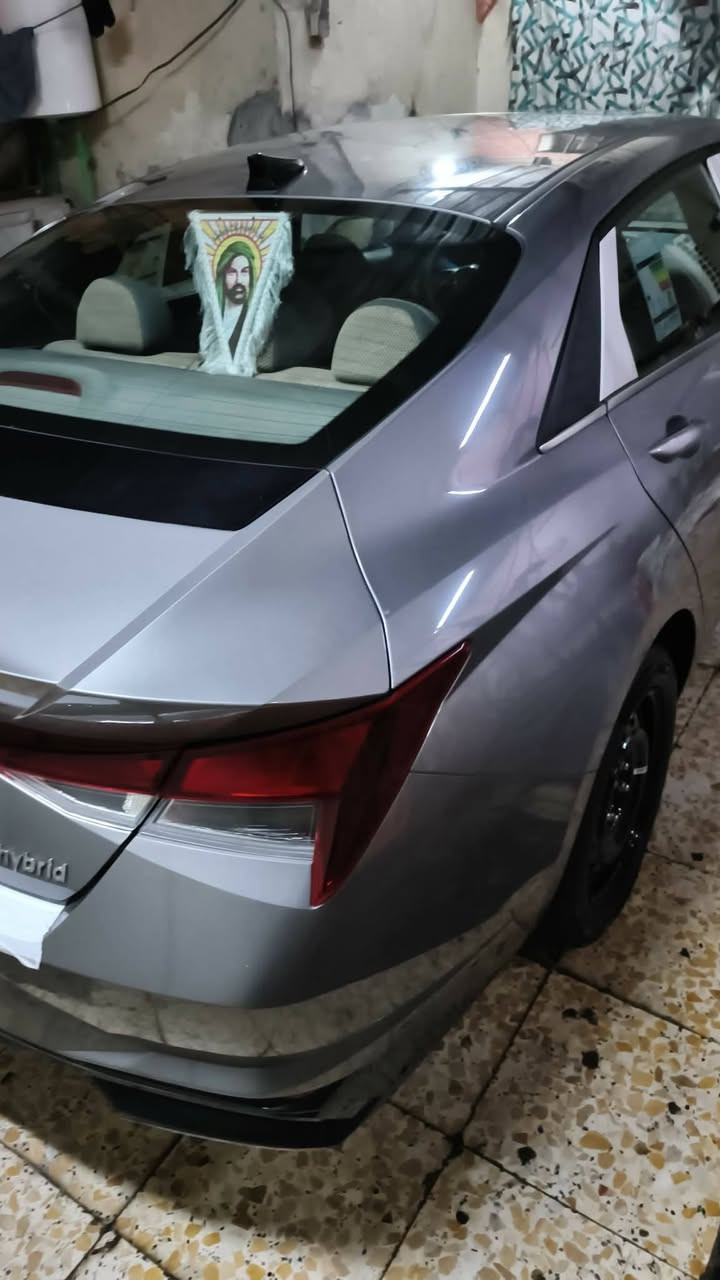 السلام عليكم النتره خليجي مديل 23فول هايبرد بيهه بس بنيد مصبوغ
باب سايق بي خمس اصابع بارد باقي كفاله اقصاد وكاله موجوده مكاني البصرة القبله ماشيه ٧٨تخم تاير جديد حداده لعابه ما نقصهى برغي سعر 145وبيهه مجال قليل رقمي ***********
