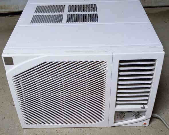 ⚜️ مكيف الحافظ  2 طن

⚜️ بطل سخدام شهرين فقط 

⚜️  غاز شركه ما دخل صيانه تدفئه تبريد

⚜️ كلش نضيف المكان حصوه حي عداي

⚜️ للاسفسار الاتصال ***********
