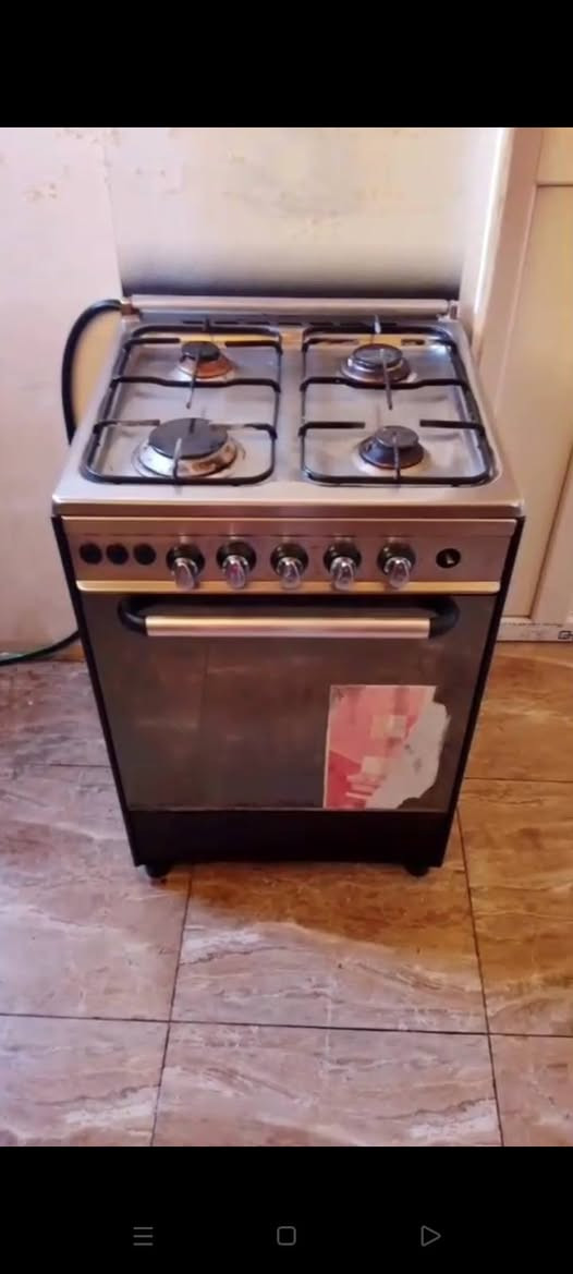 السلام عليكم اخوان غراض للبيع نظيفات بدون اي عيب للتواصل واتساب فقط ***********
