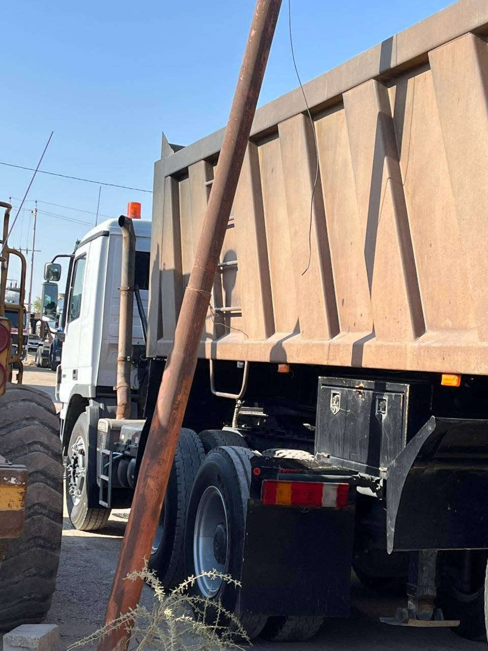 للبيع أو المراوس حسب القناعه ب كرواتي أو بيكب أو لاندكروز. أكتروز ٢٠٠٧ فحل ناصي دمعه مكفول من الصبغ محرك ٨ سلندر كير فتيس ابو الجوز تخم تاير رقم بغداد ٣ لوحات ٣ محاور مربوطه قلاب بأسمي العنوان بغداد المحموديه. وحالين في معرض الوطن بلفوجه. السياره من الشغل  *********** و***********
