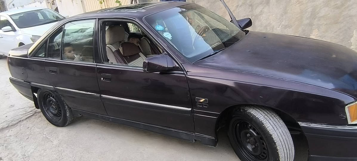 اوميكا 92 سنويه جديده الئ 2030
تخم تاير جديد 
كير ومحرك بشرط 
محرك ارنب 3000vvt_i
مال جنايه سياره خير من الله 
السعر 40 وبيها مجال 
الاستفسار ***********
*********** السليمانية, العراق
