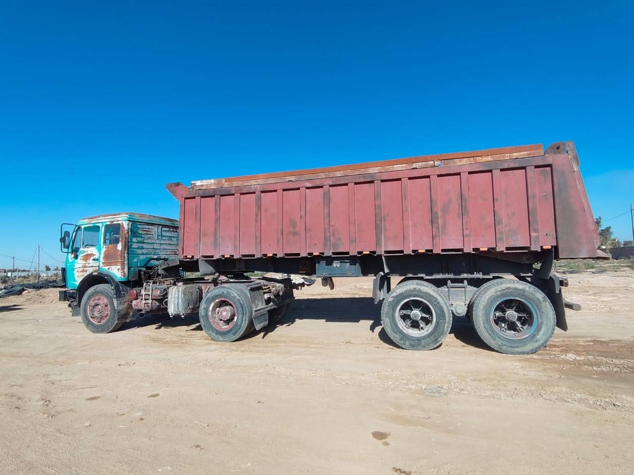 سلام عليكم البي البيع مديل 81 مكينه 10 سندر كير 111رقم نجف ثلاث الوحات عربانه براد 16 شاصي 16 مكفوله كفاله عامه  تخم تاير راس وعربانه الاستفسار على هاذه رقم ***********/0788738571
