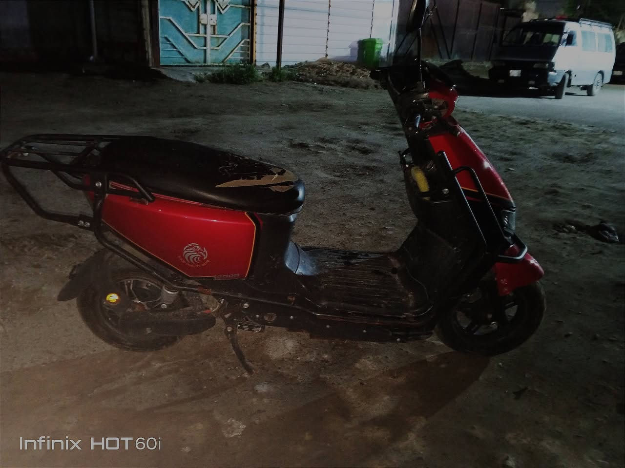 دراجة شحن للبيع أبيعلك أياهة طابوگة متمشي
ملف 1200 
7 بطاريات 84v
دراجة نشطة شلعة معدل
سرعة 100 حقيقي 75
نقص بطاريات وشاحنة وسويچ 
(سويچهة ضايع واتمنى متفهموني غلط)
سعر 250ألف
مكاني بغداد-الغزالية


**إذا كنت صاحب هذا الإعلان وتريد حذفه لأي سبب، رجاءا أرسل رسالة إلى الدعم الفني**