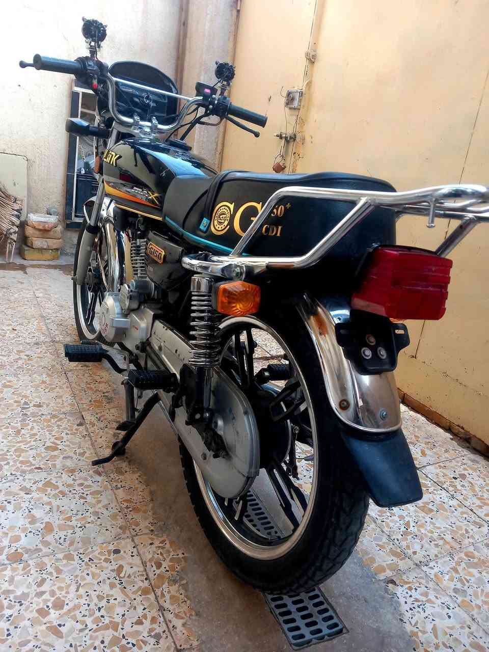 للبيع دراجة سافان موديل 24 بس وصل جاهزه ونظافه فوول السعر 750 للاتصال ***********
