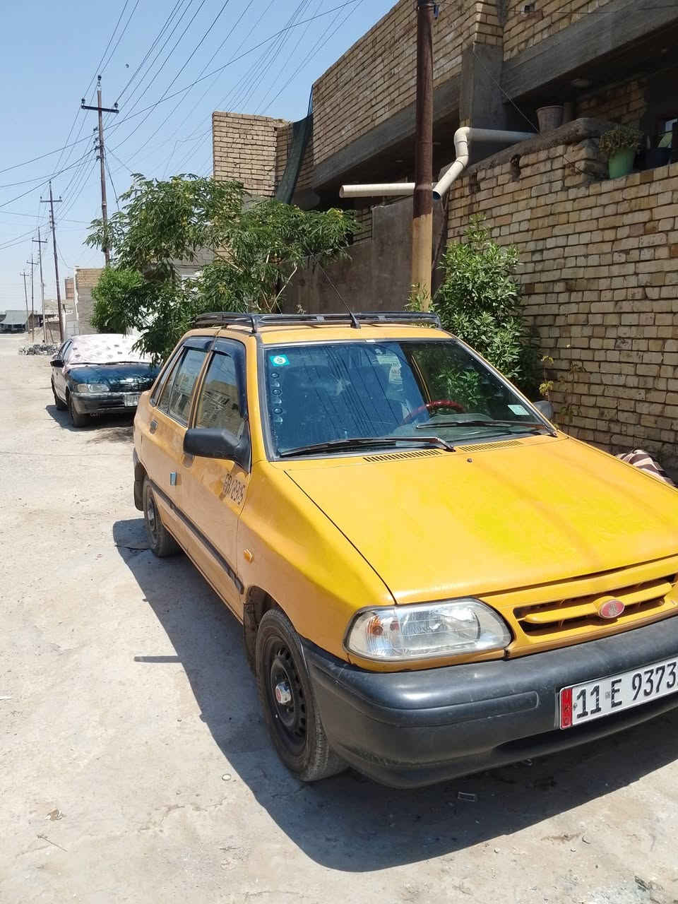 السلام عليكم سايبا بغداد 2013 باسمي،مصفرة هيئة وغرامات مكينة وكير وتبريد جديد سنوية 2030 رقم انكليزي تخم تاير كهربائييات كلها شغالة بيها جاملغ مبدل امامي وبيها صبغ قليل جمالية السعر 27 وبيها مجال اتصال،*********** مكاني بغداد حي النصر
