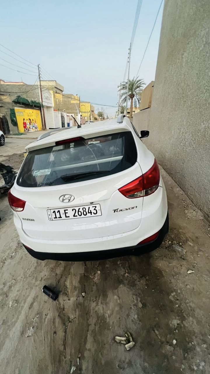 للبيع توسان 2013مكينه 2000 دوش بيها صبغ بجاملغ الامامي فقط سياره نظيفه وخير من الله مكانها حله 
رقم بغداد
موجود واتساب اتصال 
***********
