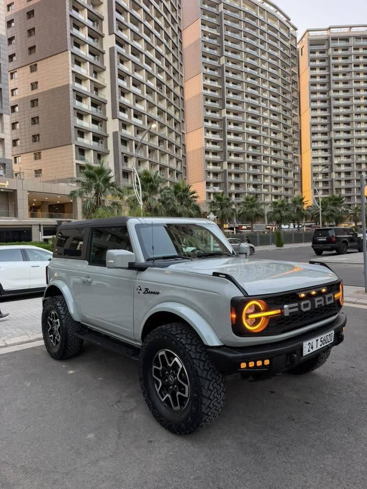 Bronco v6
برونكو اوتر بانكس
موديل 2022
ماشية 28 ميل
محرك 6 سلندر
فول فوول
شاشه كبيرة
خمس كاميرات
شغال
٣٦٠ رادار
مرفعة ترفيعه اصلية و نظامية
بيها نص بونيت و جاملغ صبغ بدون دواخل و شاصي.
جديده جداً 

سعر 275
***********

