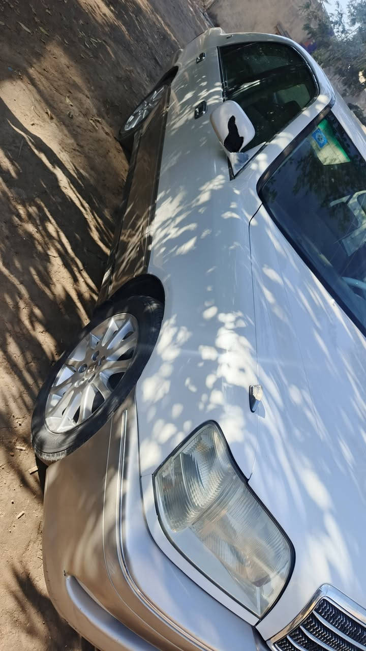 سيارة ملكه ٩٩ أصل كرستال تحويل مباشرة سيارة مصبوغة عام سعر ١٠٠ بيهه مجال بسيط عنوان واسط الصويرة  ***********
