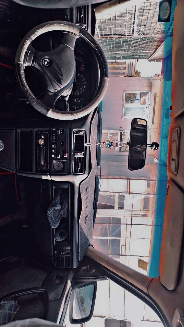 سلام عليكم للبيع سياره اوبل فكتره مديل 1992 حداده جديد تخم تاير جديد جام كهربائيّ مابيه اي ضربه 35او بيه مجال مكان السياره خانقين رقم هاتف ***********
