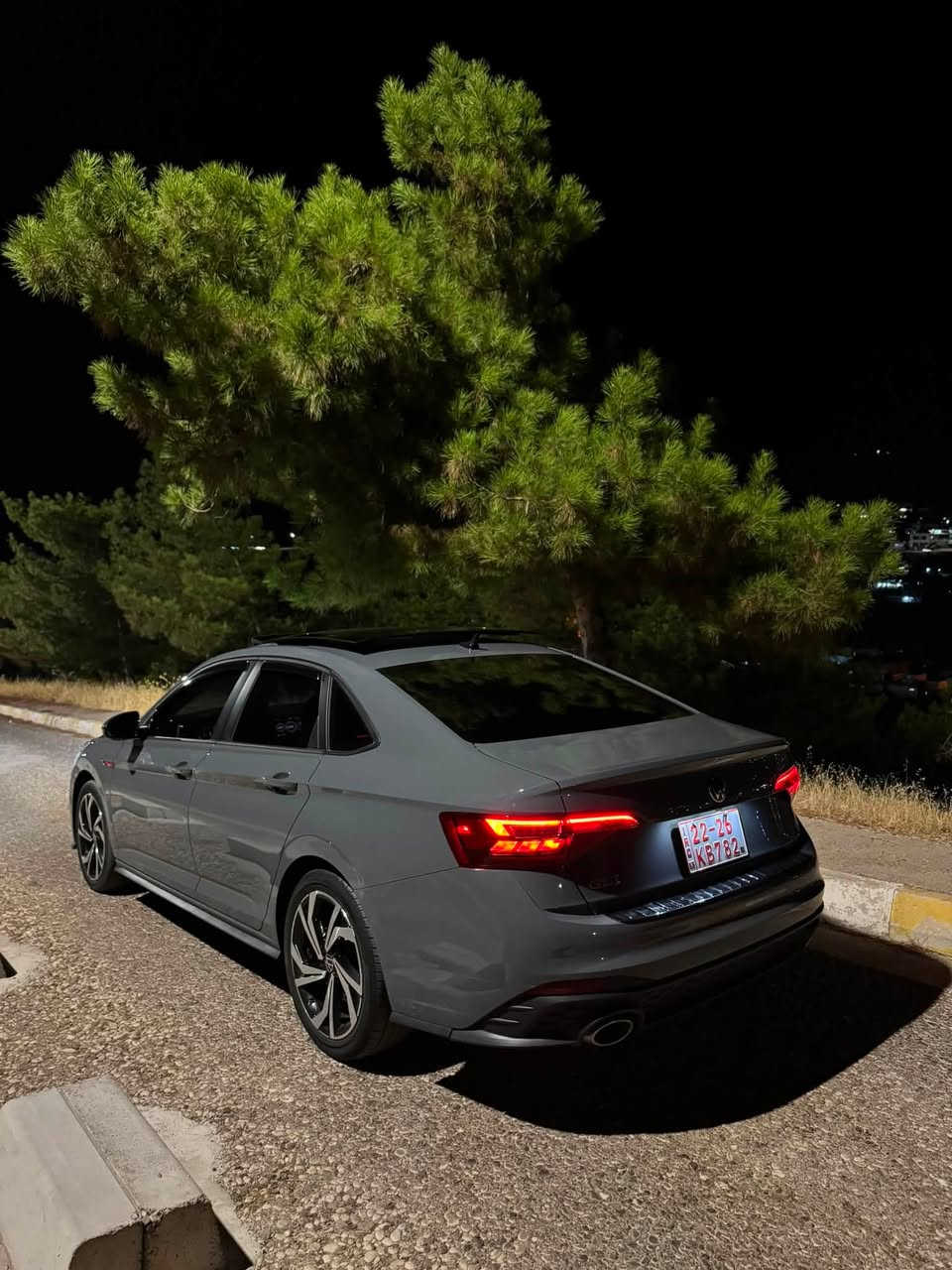 السلام عليكم 
VW Jetta GLI Autobahn
موديل 2024
لون سموك 
دعامي لل دعامي شرط 
بدون دواخل 
ارباگ ستيرن سستم 
رادار كل شي شركة
ماشي 26الف 
4كوشن حاو+بارد
حتا دعامي و لايت شركة
صور حادث موجود منشورا
سعر 193
***********
سيارة ب عقرة (ئاكرئ)

