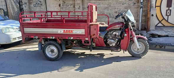 ستوتة للبيع موديل 2020 منفيس كلها شرط مكينة گير شاصي كهربائيات شغالة السعر 1.300 مليون وثلاث مائة  العنوان موصل حي سومر 
واتساب ***********
واتساب ***********
