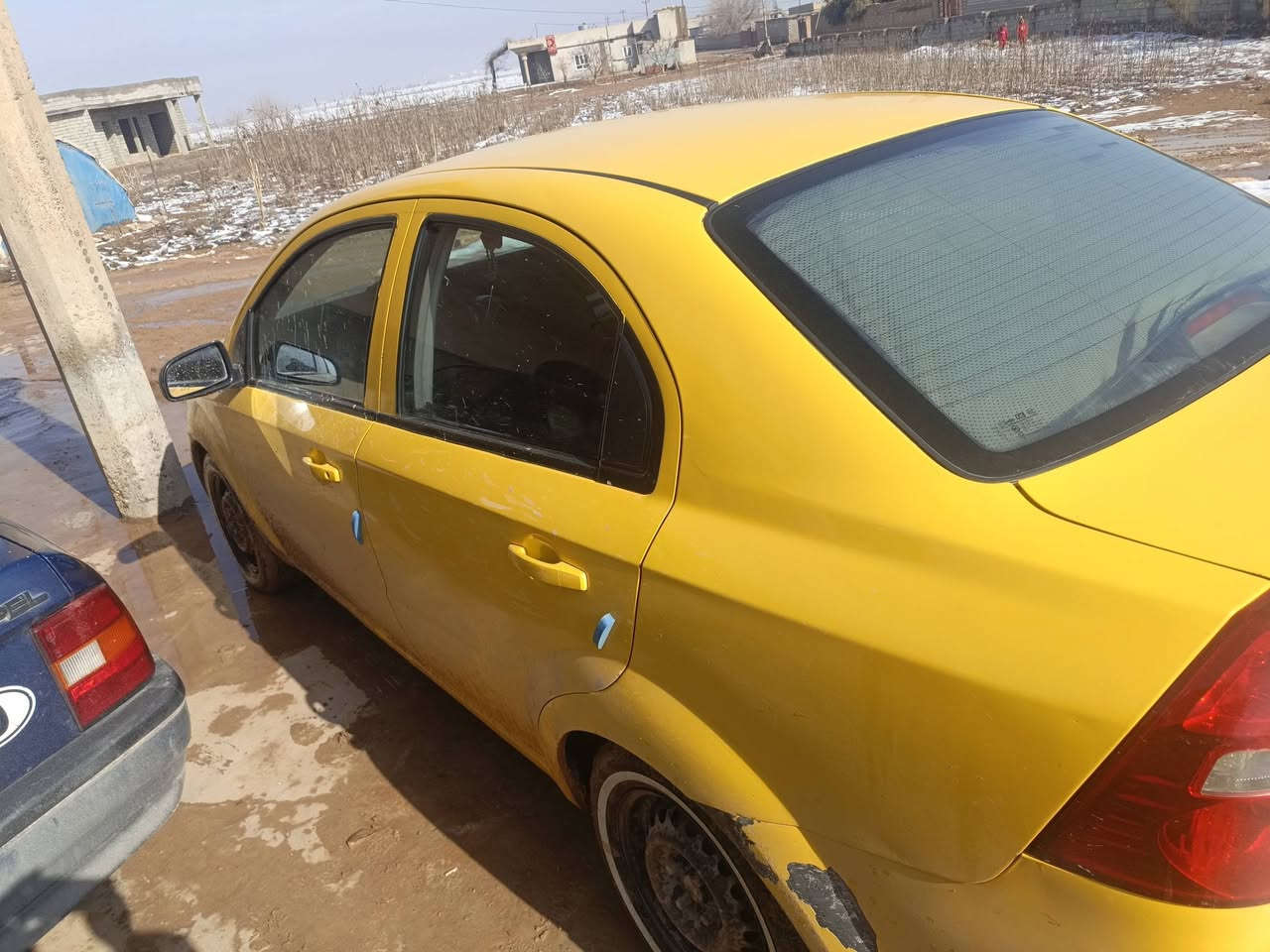 سلام عليكم افيو موديل 2009 رقم نينوى شرط تحويل غرامه وهيئه صفر كاربون بانزين بيها ضرر بس شبر عند قفل صندوق والباقي شرط ***********
