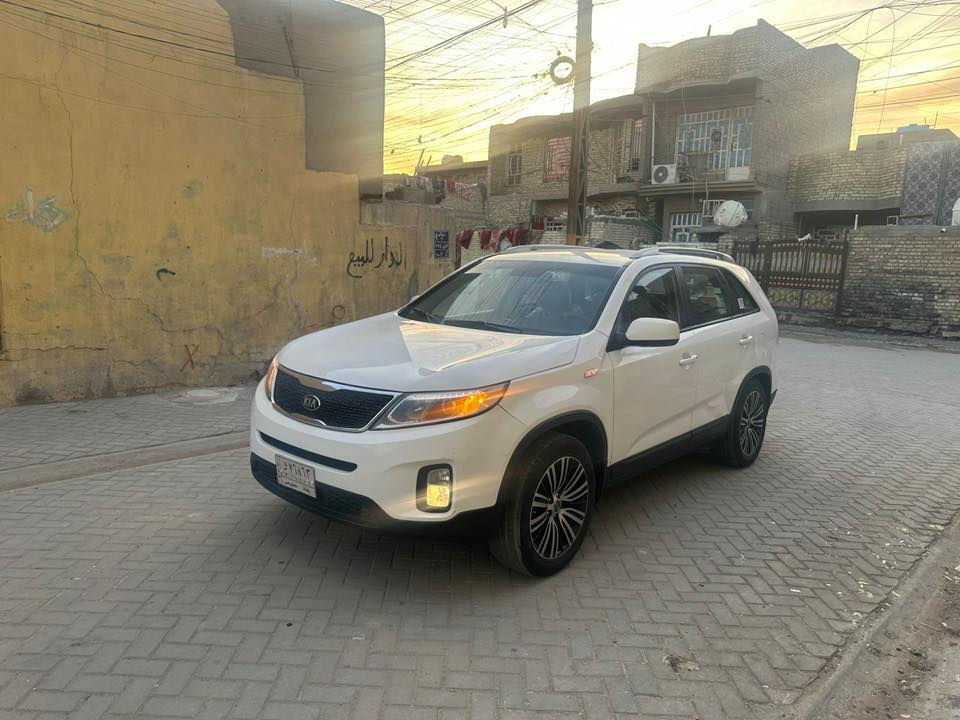 سورنتو موديل ٢٠١٤ نظيفة جدا مكفوله سيارة خليجي محرك دوش ماشية حقيقي ١٢٦ الاتصال ***********
