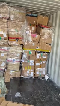 متابعينا الكرام تم وصول حاوية بضاعة جديدة مواد منزليه والكترونيات بأسع...