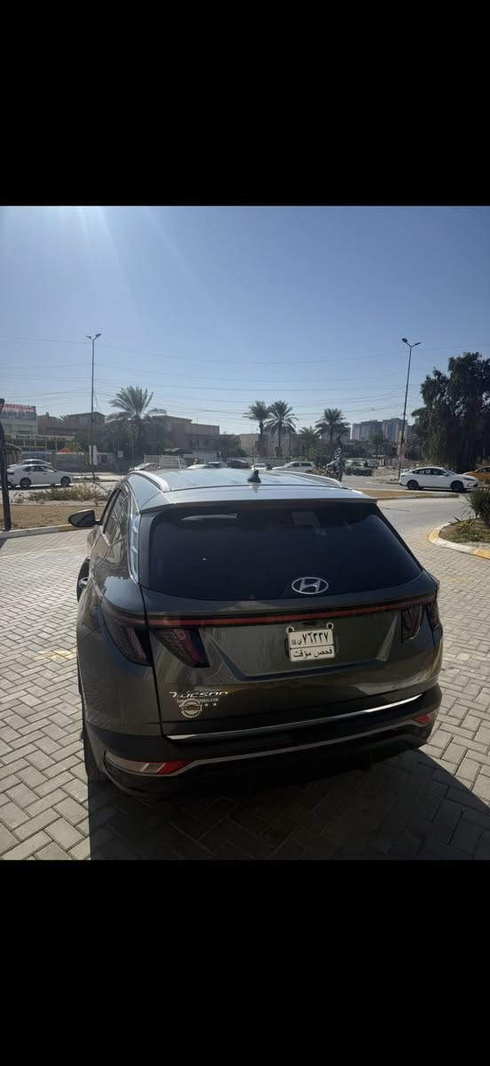 توسان موديل 2022
وارد امريكي مصلح وكامل 
حادث مرفوق بل منشور + رقم الشاصي 
السعر 145$
بدون لوحات 🎇🎇🎇
مكان السياره بغداد حي الجهاد 
الاستفسار 
***********
