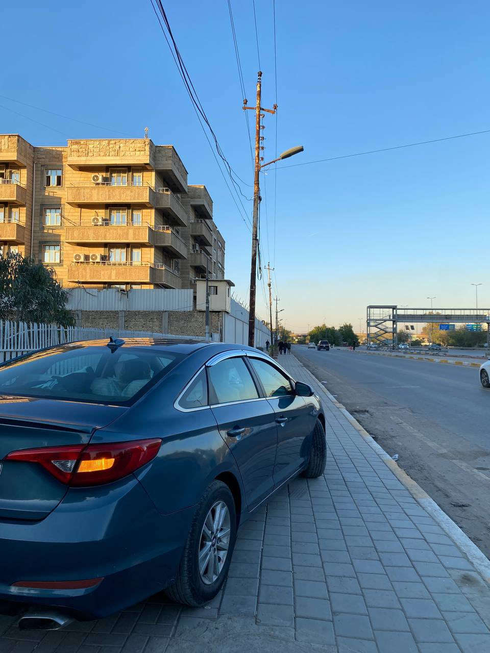 حجي سوناتا 2016 بيه جاملغ خلفي صبغ بأمريكا و جاملغ امامي بل عراق
ب 112 و بيه مجال
+964 771 348 9082
