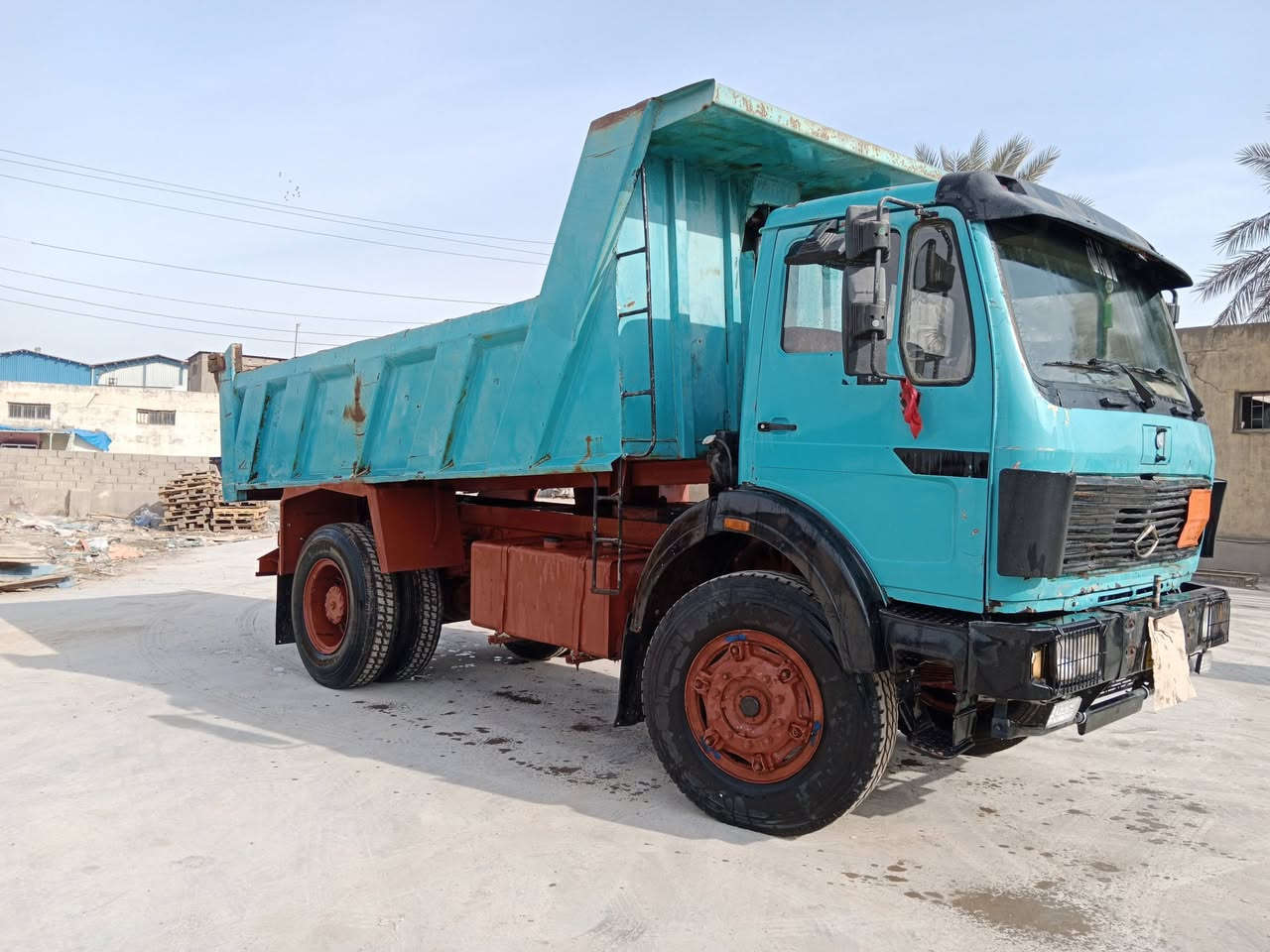 السلام عليكم البي موديل 75 اصل قلاب كير 25 مكينة 28 محسن للستفسار الاتصال على الرقم***********
