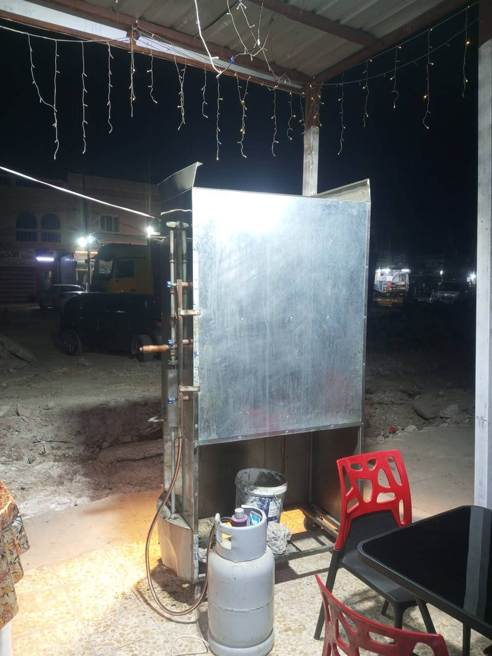 شوايه الدجاج ست اشياش سل ستيل اصلي
كامله ٤٠٠ الف مكانه بغداد 
*********** واتساب
