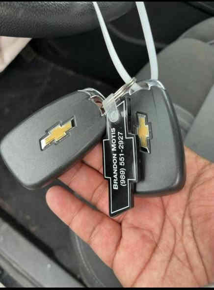 السلام عليكم 

بلايزر 2024 
محرك 2000 تيربو Lt2

السيارة حاليا بدبي 

السعر مطروح بدبي 70 ورقة 

***********
