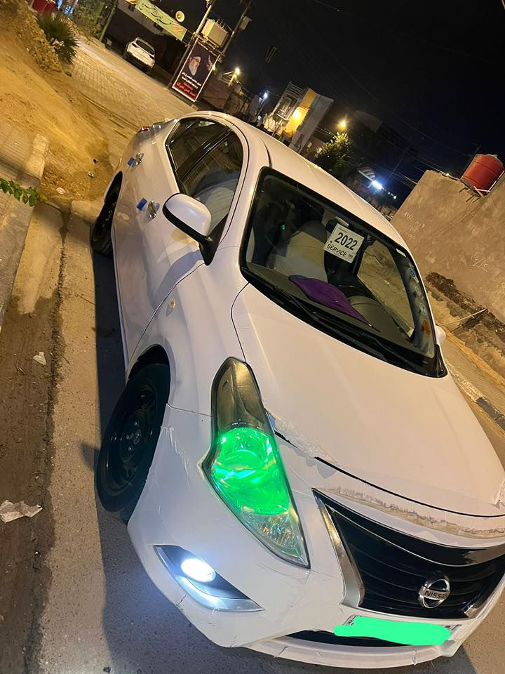 السلام عليكم نيسان سني هندي ادوات بي رقم ونسويه بدون كصه سياره كفاله فقط قطعه وحده صبغ عنوان بصره 
السعر قفل 51
***********
***********
