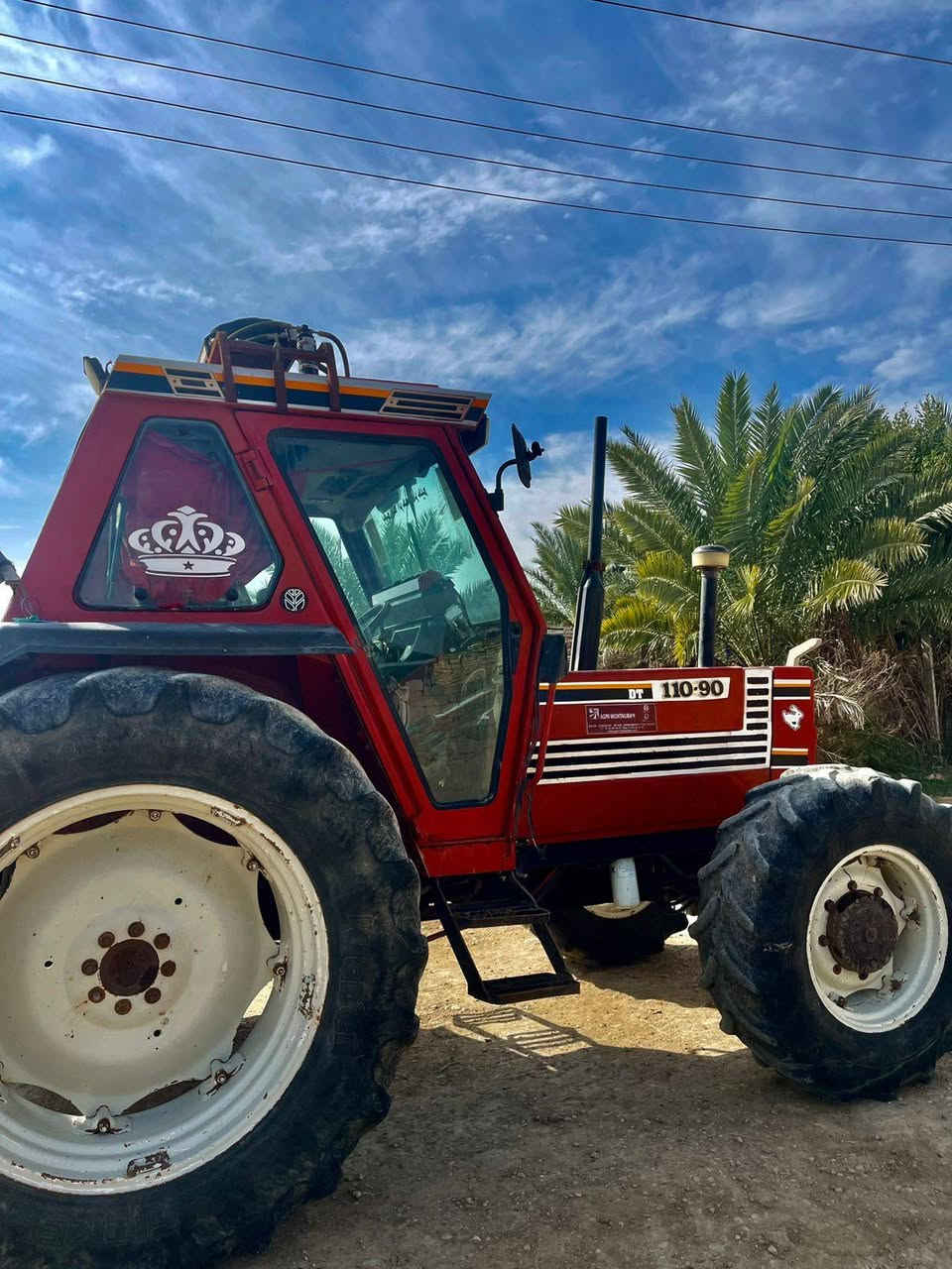 السلام عليكم مكينه فيات110كامل مواصفات اكسن بارز تكمه عريضة تبريد شغال الطابعه من ضمن البيع المكان ذي قار الفجر لسعر 36وبيه مجال ***********
