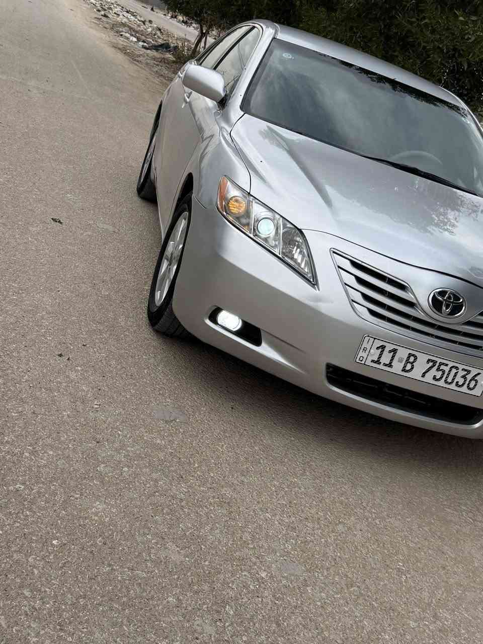 كامري ٢٠٠٩ رقم بغداد بسمي
سنويه ٢٨
رقم انكليزي الجديد
كير ومكينه وحداديه
تبريد مجموعه كامله قبل اسبوع بدلت الها جديده ماشيه ١٤٠ 
موصفات فول عدا الفتحه 
مصبوغه احزام اثر جراد 
قبل اسبوع طلعتها بعدها ما مبولشه سياره 
سياره جديده وبلخير عل ياخذها مكانها بابل ورديه خارج  سعرها ٩٧ وبيها مجال بسيط غير متواجد بلفيس اتصال ***********
