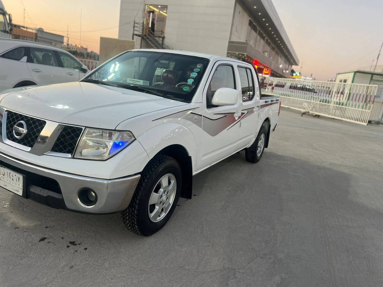 سلام عليكم بيكم نيفاره 2014بصرة تحويل عنوان بصره سنويه ل27  مكينه مفتوحه مشتغلينها شغل درجه اوله وبيها طخه زغيره وشويه من البنيد صبغ والاجاملغ بصفحه الايمن بي صبغ سياره حداديه تبريد تخم تاير لايتات بلوجكتر زهون سياره جاهزه مابيها نقص 

رقم*********** العنوان البصرة
إذا اكو مراوس حسب القناعة البصرة, العراق
