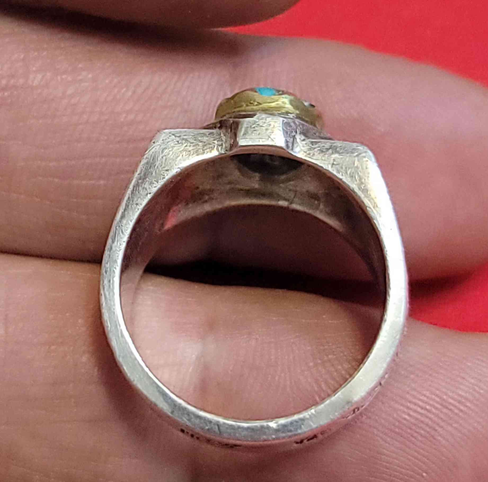 نيشابوري صياغه محمدي 925 قلم زني 
قياس 22
السعر للمهتم 100
متوفر توصيل بغداد


**إذا كنت صاحب هذا الإعلان وتريد حذفه لأي سبب، رجاءا أرسل رسالة إلى الدعم الفني**