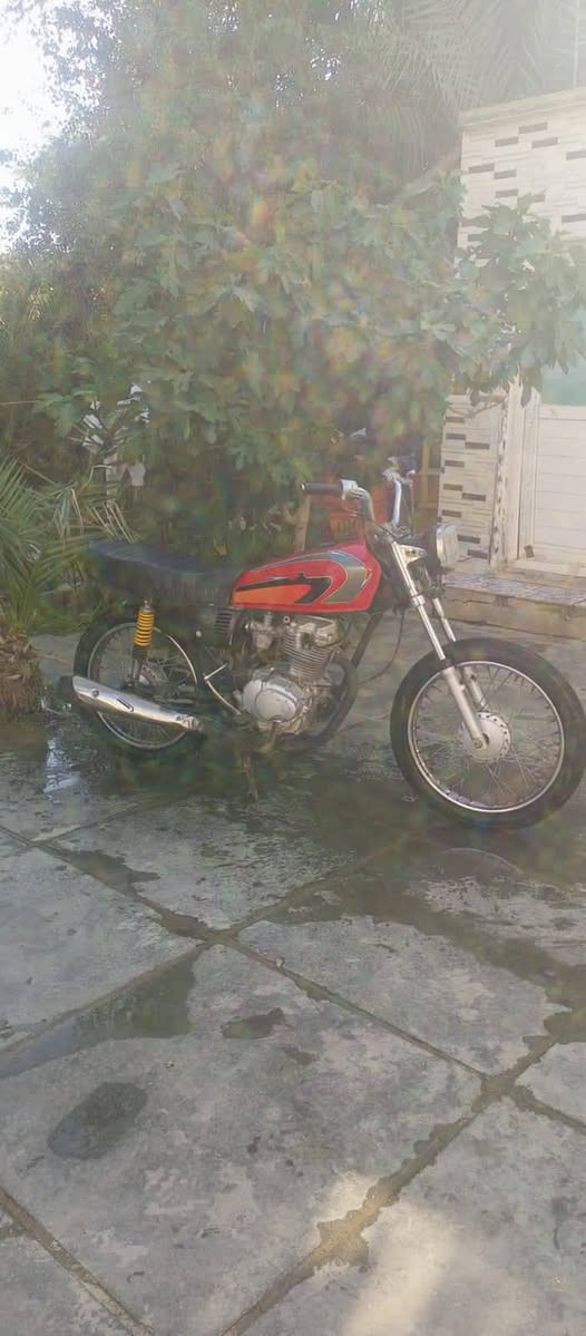 سلام عليكم دراجه نامه شلامجه للبيع سعر ٢٧٥وبيه مجال بسيط
***********
