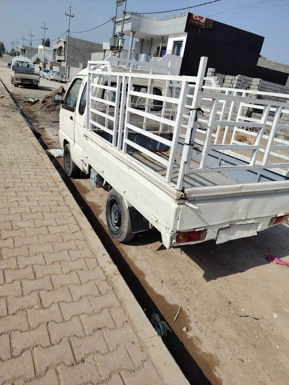 *********** موديل 2006 سعر 10
